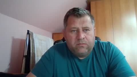 freeboy80180 online show from November 2025 12:05:02 PM