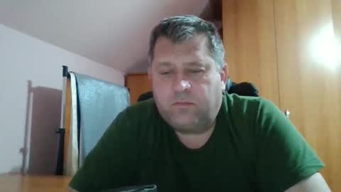 freeboy80180 online show from February 2026 07:12:01 PM