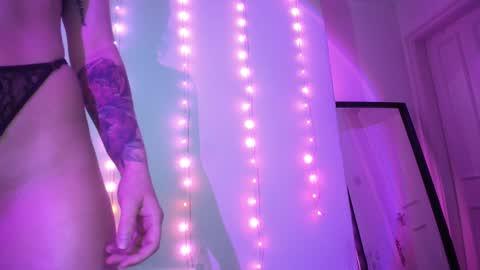 Freja Fantasy online show from February 2026 12:15:01 PM