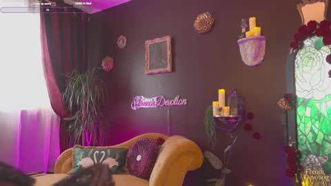 Louise or Lou 3 online show from March 2026 02:45:01 PM