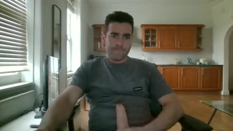 Snapshot of frenchbdmaninlondon chatting on December 2024 01:39:02 PM Horny Paul online show from December 2024 01:39:02 PM