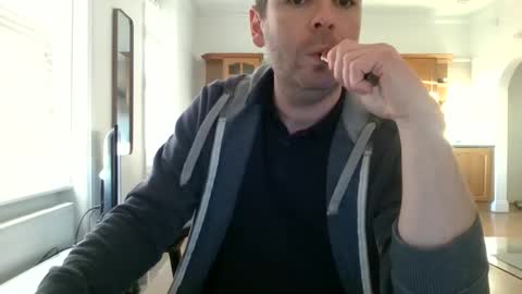 Snapshot of frenchbdmaninlondon chatting on January 2025 03:23:01 PM Horny Paul online show from January 2025 03:23:01 PM