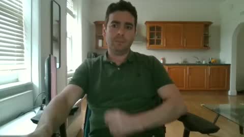 Snapshot of frenchbdmaninlondon chatting on January 2025 01:09:01 PM Horny Paul online show from January 2025 01:09:01 PM