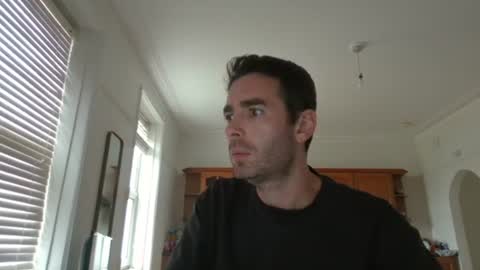 Snapshot of frenchbdmaninlondon chatting on September 2025 11:03:01 AM Horny Paul online show from September 2025 11:03:01 AM