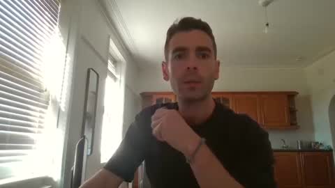 Snapshot of frenchbdmaninlondon chatting on October 2025 11:40:01 AM Horny Paul online show from October 2025 11:40:01 AM