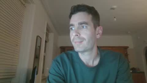 Snapshot of frenchbdmaninlondon chatting on October 2025 09:46:02 PM Horny Paul online show from October 2025 09:46:02 PM