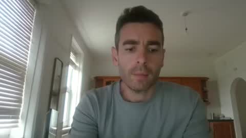 Snapshot of frenchbdmaninlondon chatting on October 2025 12:17:01 PM Horny Paul online show from October 2025 12:17:01 PM