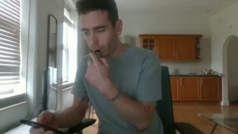 Snapshot of frenchbdmaninlondon chatting on October 2025 03:01:02 PM Horny Paul online show from October 2025 03:01:02 PM