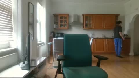 Snapshot of frenchbdmaninlondon chatting on October 2025 11:01:01 AM Horny Paul online show from October 2025 11:01:01 AM