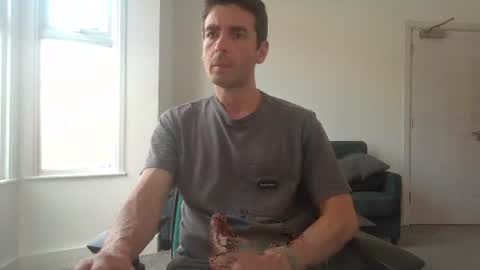 Snapshot of frenchbdmaninlondon chatting on June 2026 01:23:02 PM Horny Paul online show from June 2026 01:23:02 PM