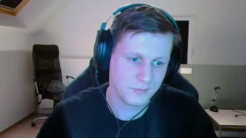 Snapshot of frenchfrieswithmayo chatting on March 2025 07:40:01 PM French fries online show from March 2025 07:40:01 PM