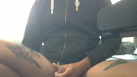 Snapshot of frenchpapalover chatting on November 2025 08:13:02 AM frenchpapalover online show from November 2025 08:13:02 AM