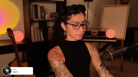 Snapshot of fresatanica chatting on September 2025 05:12:01 AM Vale online show from September 2025 05:12:01 AM