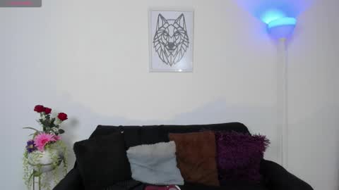 fresitalove01 online show from March 2026 01:06:02 PM