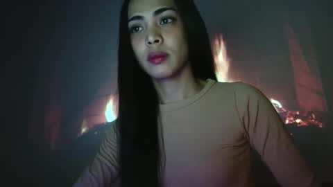 Snapshot of freva_khalifa09 chatting on September 2025 11:42:02 PM Freva online show from September 2025 11:42:02 PM