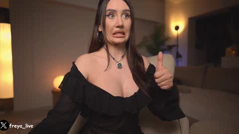 Snapshot of freya_ chatting on March 2025 07:48:01 PM Freya online show from March 2025 07:48:01 PM