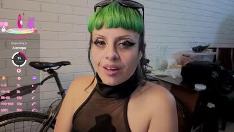 freyaa_sorceress online show from November 2025 03:38:01 AM