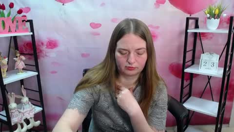 FreyaDak online show from April 2026 05:15:02 PM