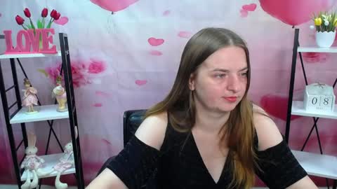 FreyaDak online show from May 2026 05:18:01 PM