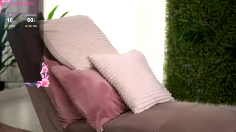 freyaheart online show from May 2026 06:40:01 AM