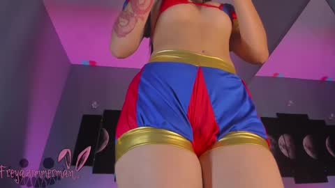 Pau. online show from October 2025 08:51:02 PM