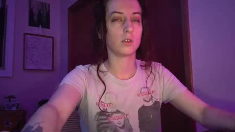 FreyaTheGemini online show from December 2024 01:53:02 AM