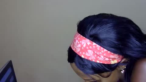 Snapshot of frianebony chatting on February 2026 02:44:02 PM Frian online show from February 2026 02:44:02 PM