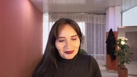 Snapshot of frida_naughtymilf chatting on October 2025 06:53:02 PM Frida online show from October 2025 06:53:02 PM