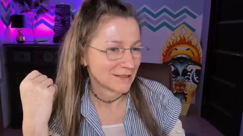 Frida Tander online show from March 2025 06:22:02 PM