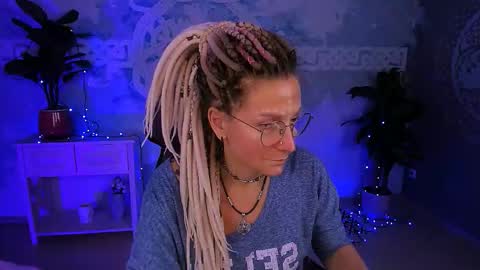 Snapshot of fridatander chatting on February 2026 09:17:01 AM Frida Tander online show from February 2026 09:17:01 AM