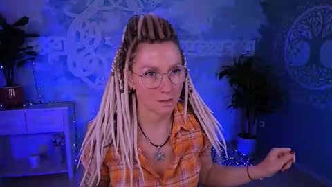 Snapshot of fridatander chatting on March 2026 07:14:01 AM Frida Tander online show from March 2026 07:14:01 AM