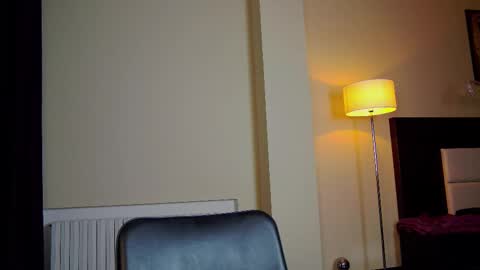 Snapshot of friend123211 chatting on March 2025 03:16:01 AM Viktor online show from March 2025 03:16:01 AM