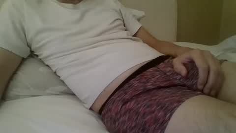 friendly_frank_18 online show from October 2025 02:15:01 PM