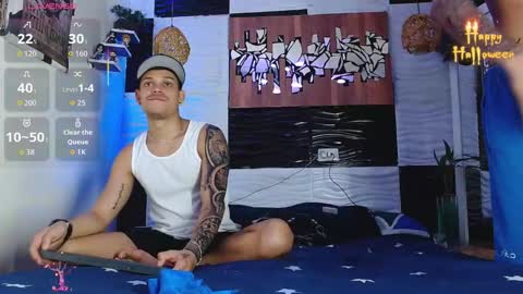 Snapshot of friendsofeverything_ chatting on October 2025 01:23:04 PM Adam y pitter online show from October 2025 01:23:04 PM