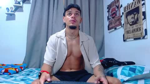 Snapshot of friendsofeverything_ chatting on July 2026 12:19:02 PM Adam y pitter online show from July 2026 12:19:02 PM