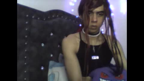 Snapshot of friqui_sex chatting on December 2025 06:07:02 AM friqui_sex online show from December 2025 06:07:02 AM