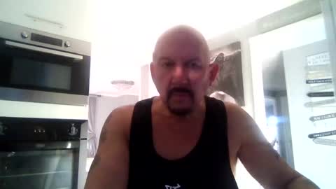 Snapshot of friskyneedsum chatting on March 2025 05:07:02 PM bob online show from March 2025 05:07:02 PM