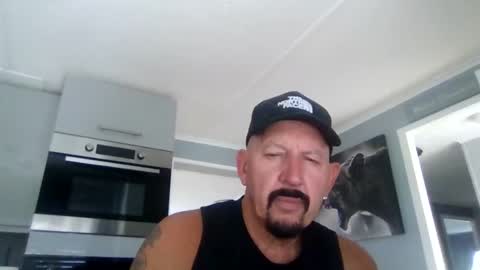 Snapshot of friskyneedsum chatting on September 2025 03:45:01 PM bob online show from September 2025 03:45:01 PM