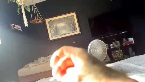 Cris online show from December 2025 07:43:01 PM