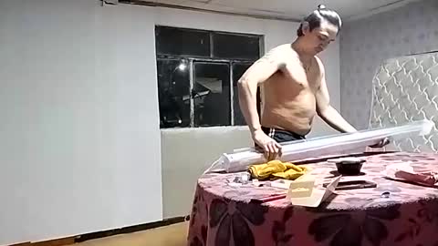 Snapshot of frizzy_girl chatting on December 2024 02:37:02 AM Frizzy girl online show from December 2024 02:37:02 AM