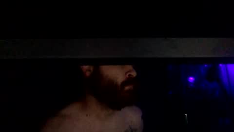 Snapshot of frog69man chatting on October 2025 01:11:01 PM Watch me cum online show from October 2025 01:11:01 PM