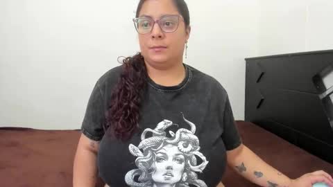 Snapshot of fromheaven_ chatting on February 2026 07:10:01 PM Lucy online show from February 2026 07:10:01 PM