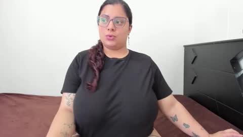 Snapshot of fromheaven_ chatting on February 2026 07:25:02 PM Lucy online show from February 2026 07:25:02 PM