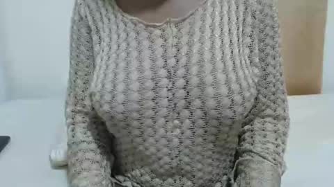 fruity28 online show from December 2025 03:30:01 PM