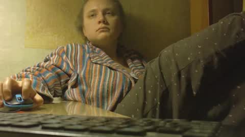 FrumCake online show from December 2025 12:40:01 AM