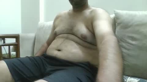 Snapshot of fruti_loops chatting on December 2025 07:21:02 PM fruti loops Bull online show from December 2025 07:21:02 PM