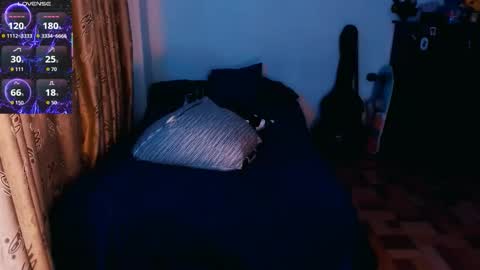 Snapshot of ftmblueyes chatting on October 2025 05:29:02 AM HEHIM online show from October 2025 05:29:02 AM