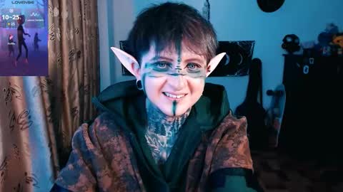 Snapshot of ftmblueyes chatting on October 2025 12:49:02 AM HEHIM online show from October 2025 12:49:02 AM