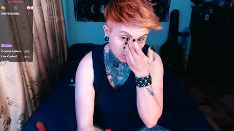 Snapshot of ftmblueyes chatting on October 2025 09:37:01 PM HEHIM online show from October 2025 09:37:01 PM