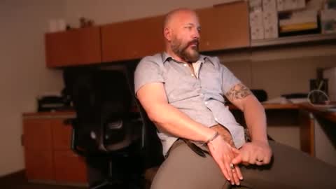 fuckadilf online show from December 2024 05:33:01 PM